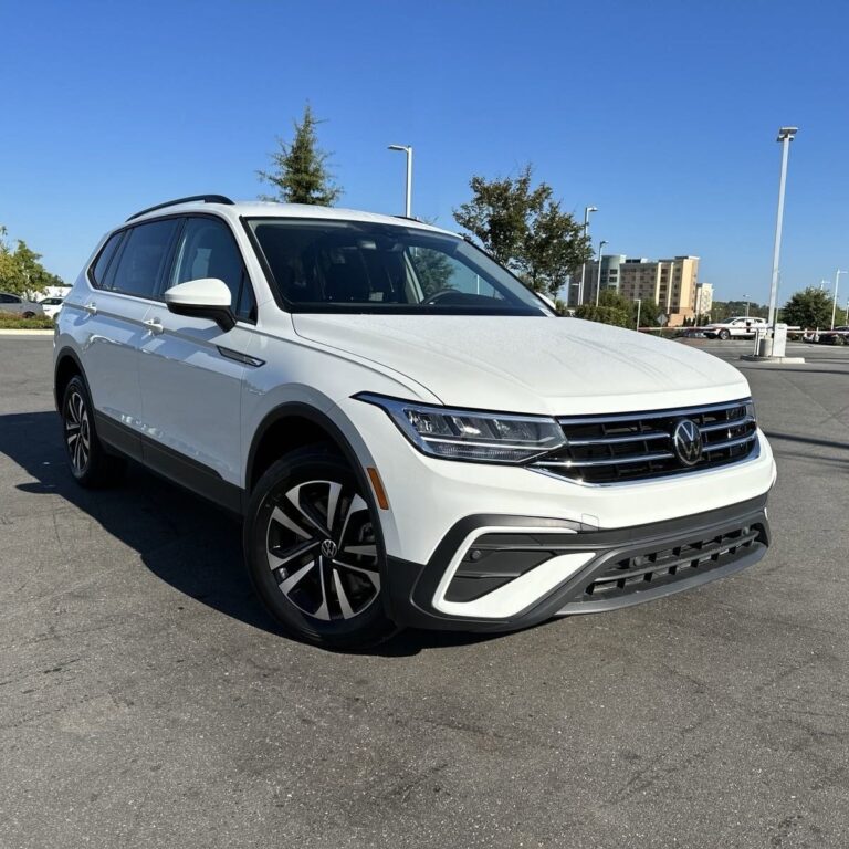 Volkswagen Tiguan S