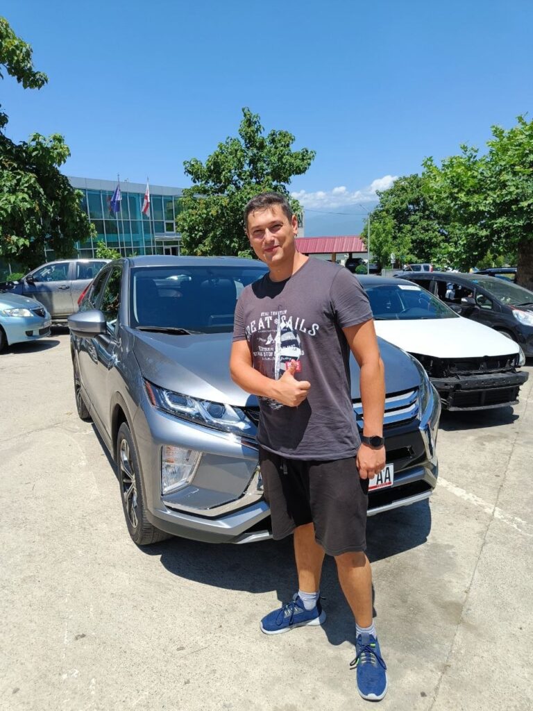 Mitsubishi Eclipse Cross SE - JA4AT4AA6LZ609923