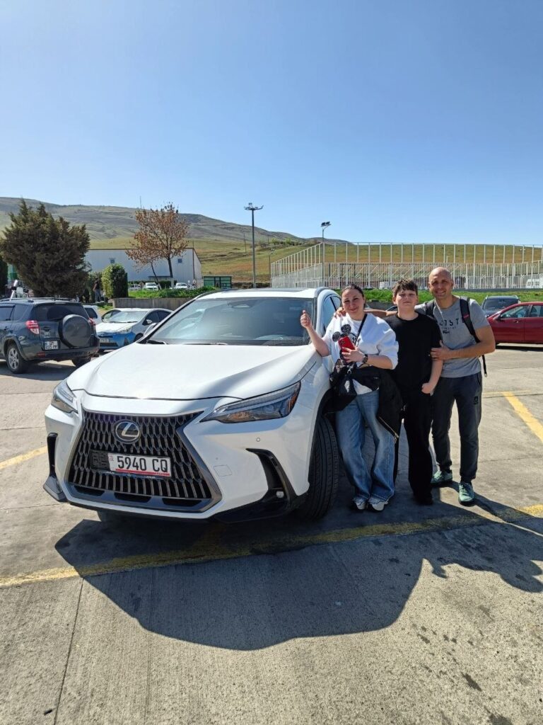 Lexus NX 350 Premium - JTJGGCEZ1N5002186